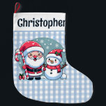 Grande Chaussette De Noël Bleu Et Blanc En vichy Père Noël Et Snowman<br><div class="desc">Joli classique bleu et blanc en vichy bas de Noël. Dans une bande blanche en haut du bas est un modèle en texte noir sur le devant pour ajouter un nom et un modèle au dos pour ajouter votre message de Noël. Sur le devant se trouve une jolie illustration de...</div>