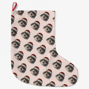 Grande Chaussette De Noël Hérisson ou opossum de Noël portant un costume de