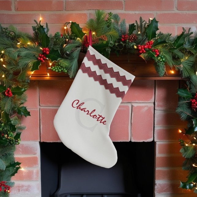 Grande Chaussette De Noël Hiver Nom blanc Monogramme Noël Stocker (A winter white Christmas stocking with chevron detailing at the top. Just add your name/initial)