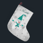 Grande Chaussette De Noël Stationnement turquoise de vacances Snowman<br><div class="desc">Ajoutez une touche festive à votre manteau de cheminée en cette saison de vacances avec un Turquoise magasin de vacances Snowman. Le design d'empilement comprend un mignon bonhomme de neige dans un casquette, foulard et gants ornés de flocons de neige gris et blanc contre un arrière - plan gris grunge...</div>