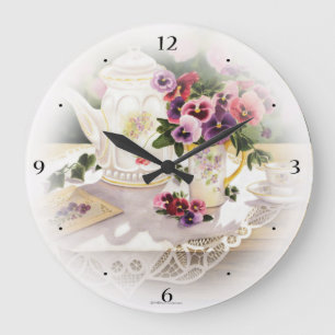 Grande horloge murale avec la peinture du thé
