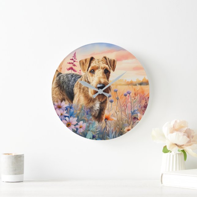 Grande Horloge Ronde Airedale Terrier Dog in a Wildflower Meadow (Maison)