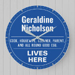 Grande Horloge Ronde Amusant Style Commémoratif Plaque murale Grande ho<br><div class="desc">Drôle style Commémoratif Mur Plaque cadeau sous forme d'horloge murale. Plaque bleue et blanche. Modifiez la conception pour modifier le libellé en fonction du destinataire du cadeau.</div>