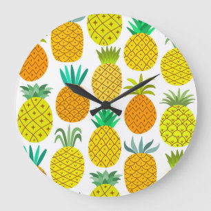 Grande Horloge Ronde Ananas Isolé : Motif Vintage sans joint.