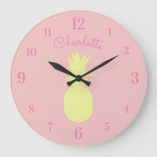 Grande Horloge Ronde Ananas jaune avec nom personnalisé en rose