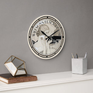 Grande Horloge Ronde Art déco vintage Girl At Beach by Gerda Wegener