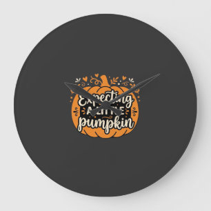 Grande Horloge Ronde Attendant un Petit Citrouille Halloween Grossesse