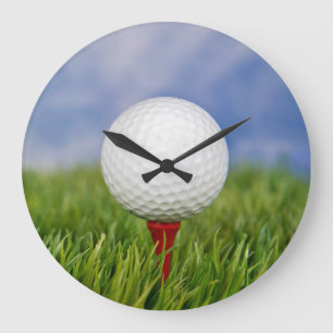 Grande Horloge Ronde balle de golf sur tee rouge