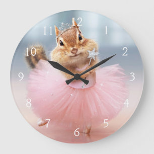 Grande Horloge Ronde Ballerine mignonne de tamia dans le tutu au studio
