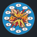 Grande Horloge Ronde Bande dessinée Pop Art KA-POW<br><div class="desc">Des horloges pop comic super-héros branchées qui ajouteront une touche de couleur à une gamme de pièces autour de votre maison ou bureau. Une façon idéale de vous offrir ou de traiter quelqu'un que vous connaissez avec ces horloges de dessinateur de bande dessinée cool et unique. Pourquoi ne pas ajouter...</div>