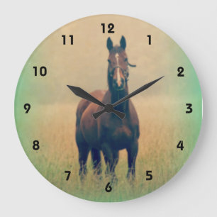 Grande Horloge Ronde Bay Horse Standing