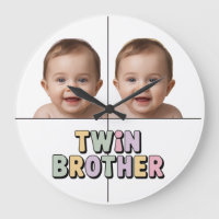 Bébé frère jumeau 