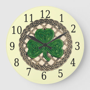 Grande Horloge Ronde Beige Shamrock and Celtic Knots Round Clock