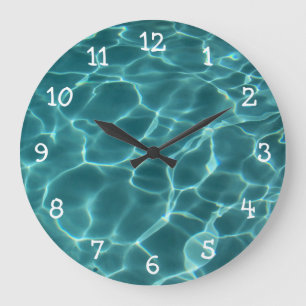 Grande Horloge Ronde Cadran de l'horloge avec des nombres blancs Photo