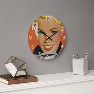 Grande Horloge Ronde Café Vintage, Femme Heureuse avec Tasse de Café Ré