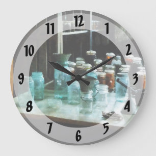 Grande Horloge Ronde Canning Jars. Ladles et Funnel