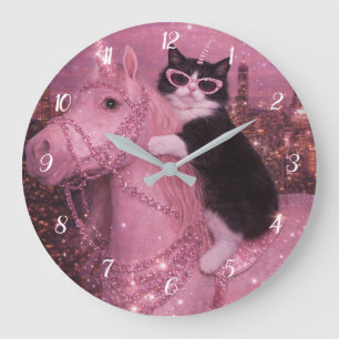 Grande Horloge Ronde Chat Licorne Glamour sous une Ville Étincelante