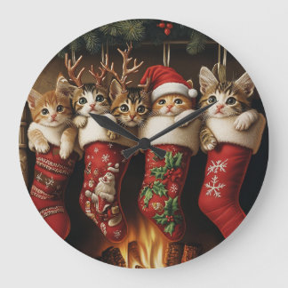 Grande Horloge Ronde Chatons dans les coques de Noël