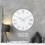 Grande Horloge Ronde Chiffres romains gris argenté blanc<br><div class="desc">Unique minimaliste et décoratif Correspond à la mode réelle dans la décoration maison. Vous pouvez changer la forme et la couleur de la main. florenceK design</div>