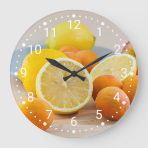 Grande Horloge Ronde Citron avec abricots et pommes Photographie culina