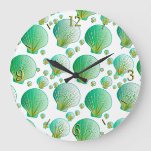 Grande Horloge Ronde Coquillages verts de mer sur blanc