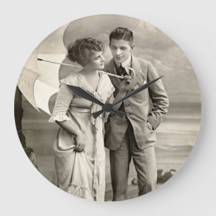 Grande Horloge Ronde Couple romantique vintage avec parasol