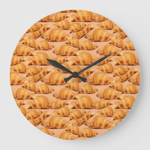 Grande Horloge Ronde croissant d'or, motif sans couture de boulangerie.