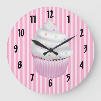 Grande Horloge Ronde Cupcake blanc avec arroses