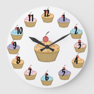 Grande Horloge Ronde Cupcakes avec arroses