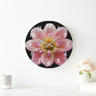 Grande Horloge Ronde Dahlia à collerette rose sur fond floral noir