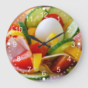 Grande Horloge Ronde Délicat Légumes Salade Alimentation Photo