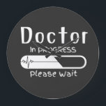Grande Horloge Ronde Docteur en cours Veuillez patienter<br><div class="desc">"Docteur en cours, Veuillez patienter" Horloge murale parfaite pour les futurs médecins, Vous pouvez le donner à vos futurs amis médecins.</div>