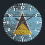 Grande Horloge Ronde Drapeau de Sainte-Lucie sur le vieux grain de bois<br><div class="desc">N'hésitez pas à modifier le design selon vos préférences. Vous pouvez modifier l'emplacement de conception, l'orientation, les couleurs et la taille des arrière - plans. De plus, vous pouvez ajouter votre propre texte, ou slogan définir sa police, son emplacement et sa taille, le tout afin de créer le cadeau personnel...</div>
