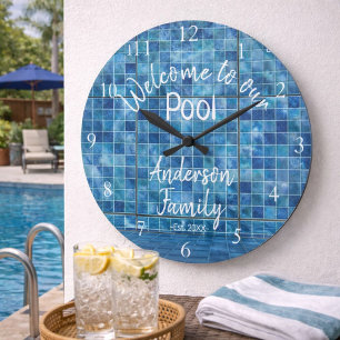 Grande Horloge Ronde Eau de piscine bleue personnalisée Bienvenue dans 