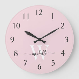 Grande Horloge Ronde Écriture de nom de monogramme rose pâle élégant mo