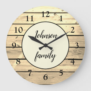 Grande Horloge Ronde Élégance rustique personnalisée Bois clair Nom de 