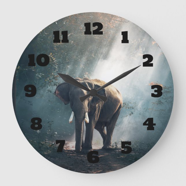 Grande Horloge Ronde Éléphant asiatique dans une clairière ensoleillée (Recto)
