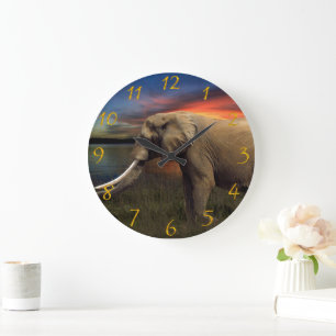 Grande Horloge Ronde Eléphant dans les plaines animales de la savane
