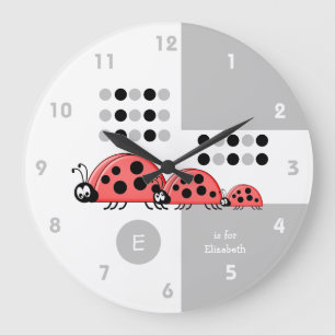 Grande Horloge Ronde Enfants gris et blancs coccinelle avec nom