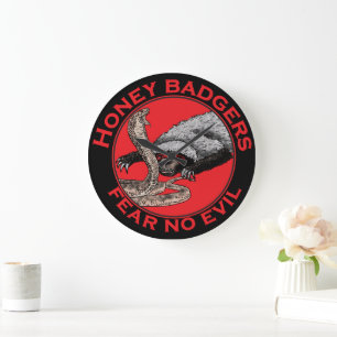 Grande Horloge Ronde Fear no Evil Badass Honey Badger Red Animal Art