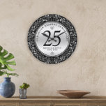 Grande Horloge Ronde Frame Cercle Noir Et Argent 25e Mariage<br><div class="desc">Noir et luxe brillant argent tourbillonnant cercle 25e anniversaire mariage design d'horloge murale. Anniversaire du mariage d'argent. Typographie noire personnalisée.</div>