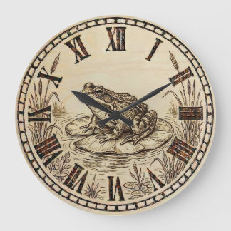 Grande Horloge Ronde Frog Wall Clock | Wood-Burned Nature Style