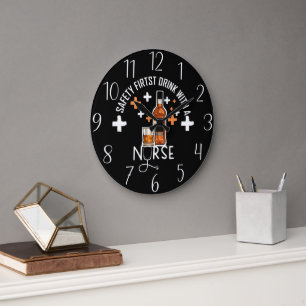 Grande Horloge Ronde Funny Nurse barre d'accueil mot art