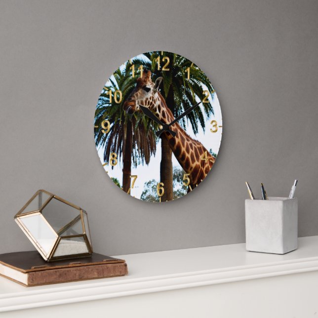 Grande Horloge Ronde Giraffe Drôle Qui Donne Une Framboise, (Bureau)