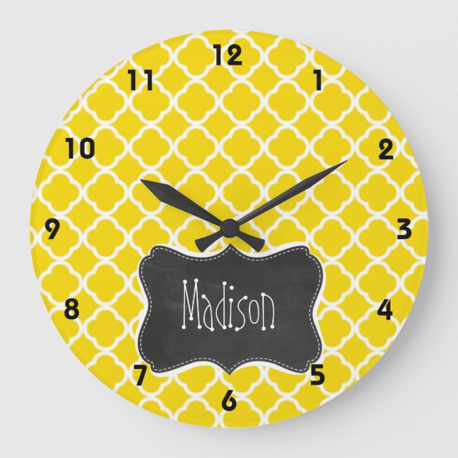 Grande Horloge Ronde Golden Yellow Moroccan Quatrefoil; chalkboard look (Recto)