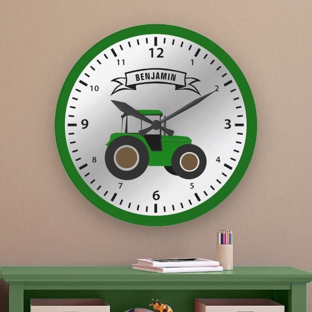 Grande Horloge Ronde Green Farm Tractor Personalized Name Kids Room (Créateur téléchargé)