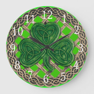 Grande Horloge Ronde Green Shamrock and Celtic Knots