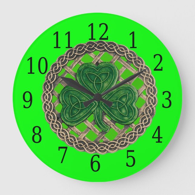 Grande Horloge Ronde Green Shamrock and Celtic Knots (Recto)