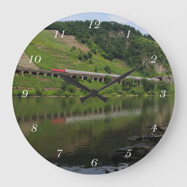 Grande Horloge Ronde Hangviadukt Pünderich avec train personnel (Recto)