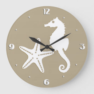 Grande Horloge Ronde Hippocampe et étoiles de mer - blanc sur le taupe